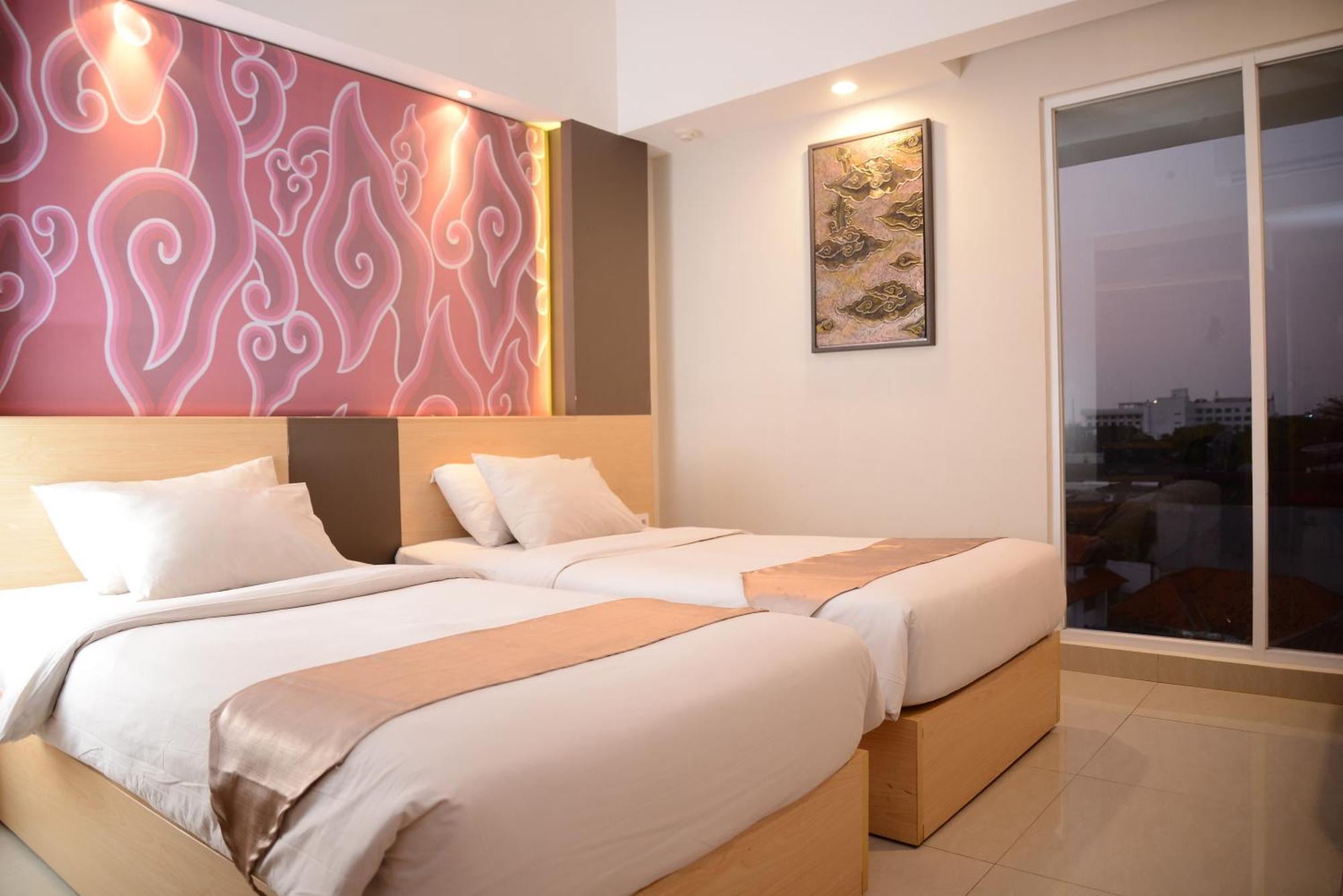 Metland Hotel Чиребон Экстерьер фото