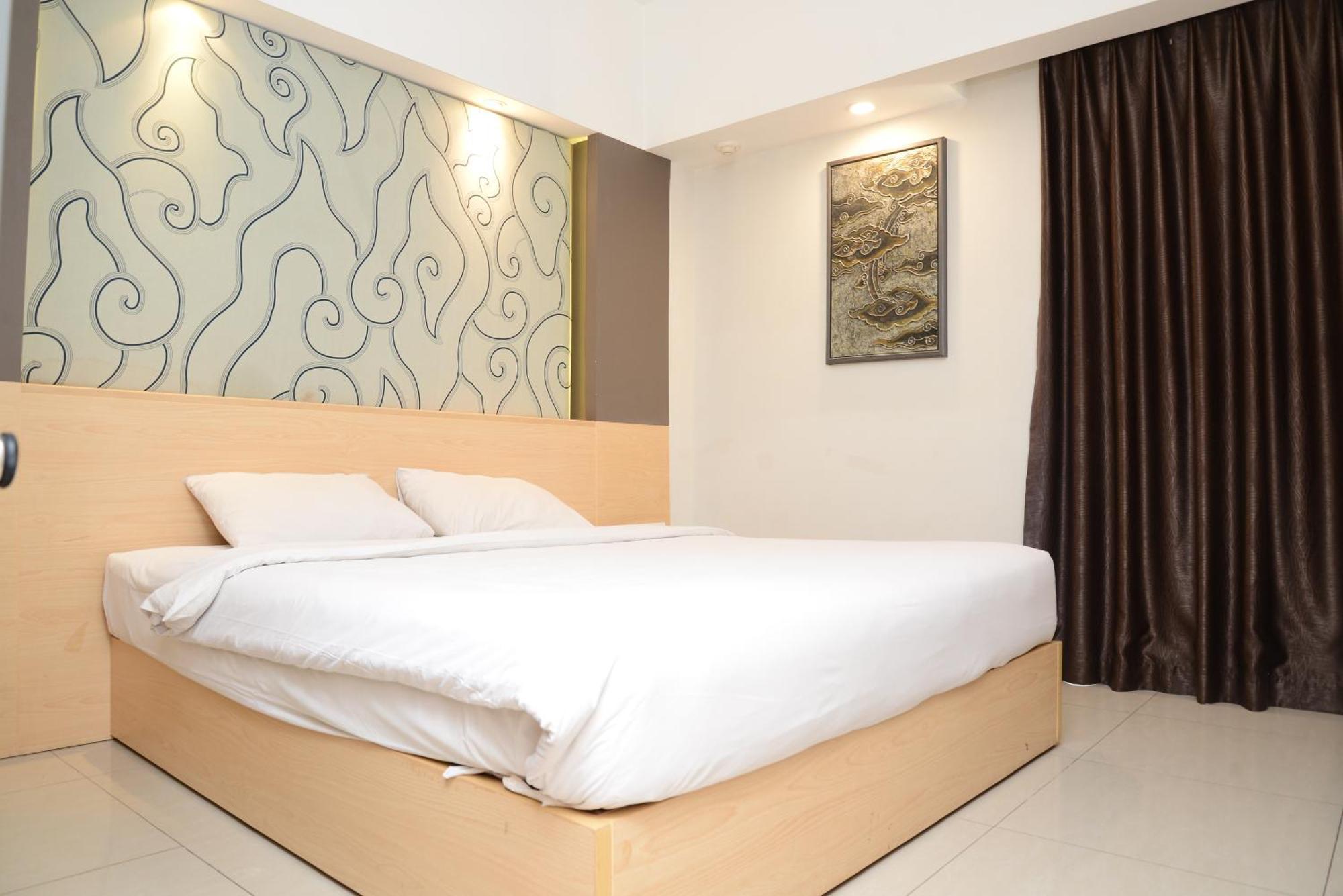 Metland Hotel Чиребон Экстерьер фото